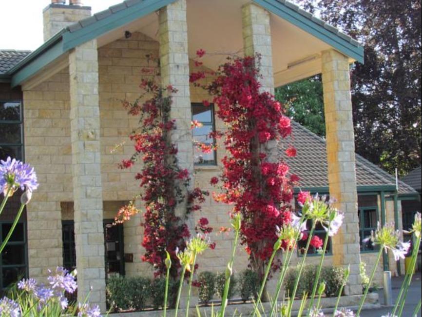 Cambridge Mews Motel Exterior photo